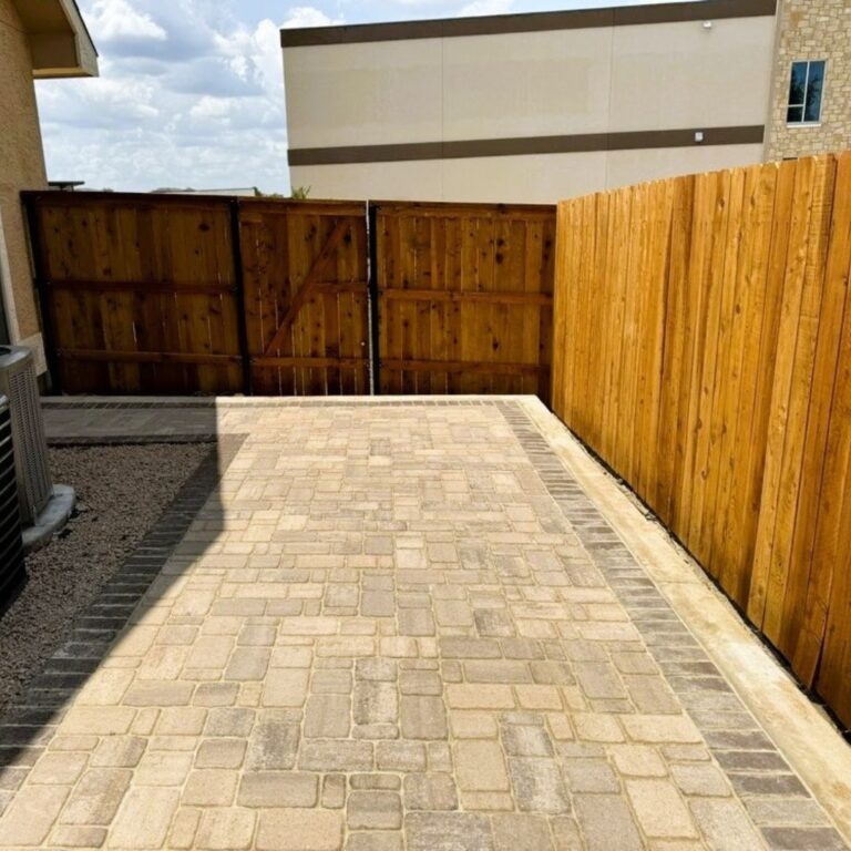 Speed and Beauty of Pre-Stained Fencing-1