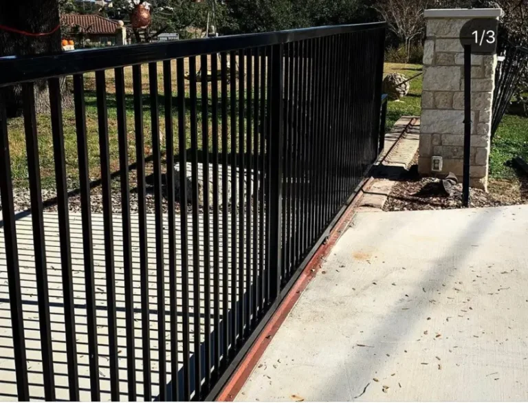 26' slide gate1