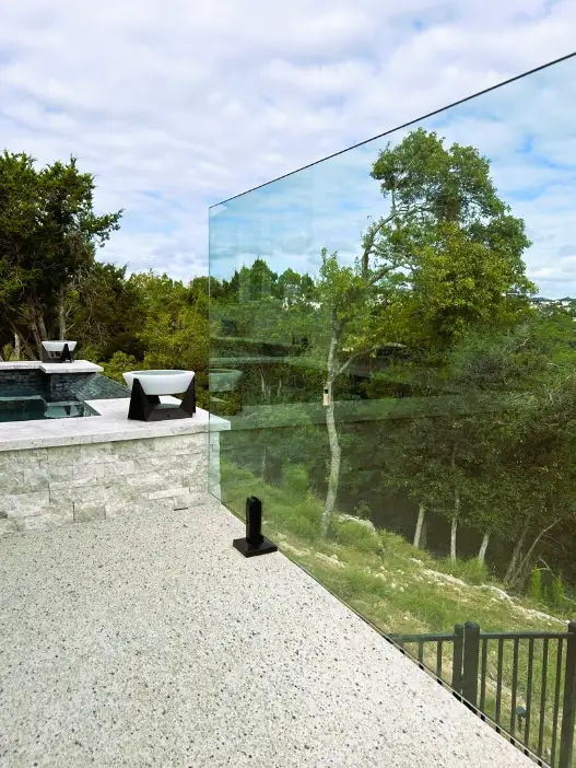 42IN Glass Railing - Pool4