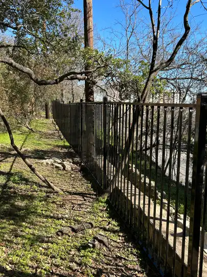 5 FT Iron - Tree Box Out (Oscar)