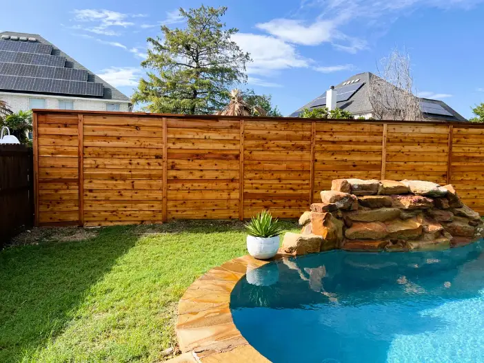 8FT w Cap Trim Stained Horiz